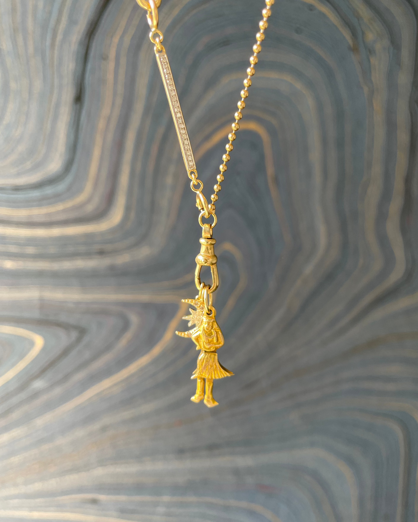 Hula Woman Charm - 12k
