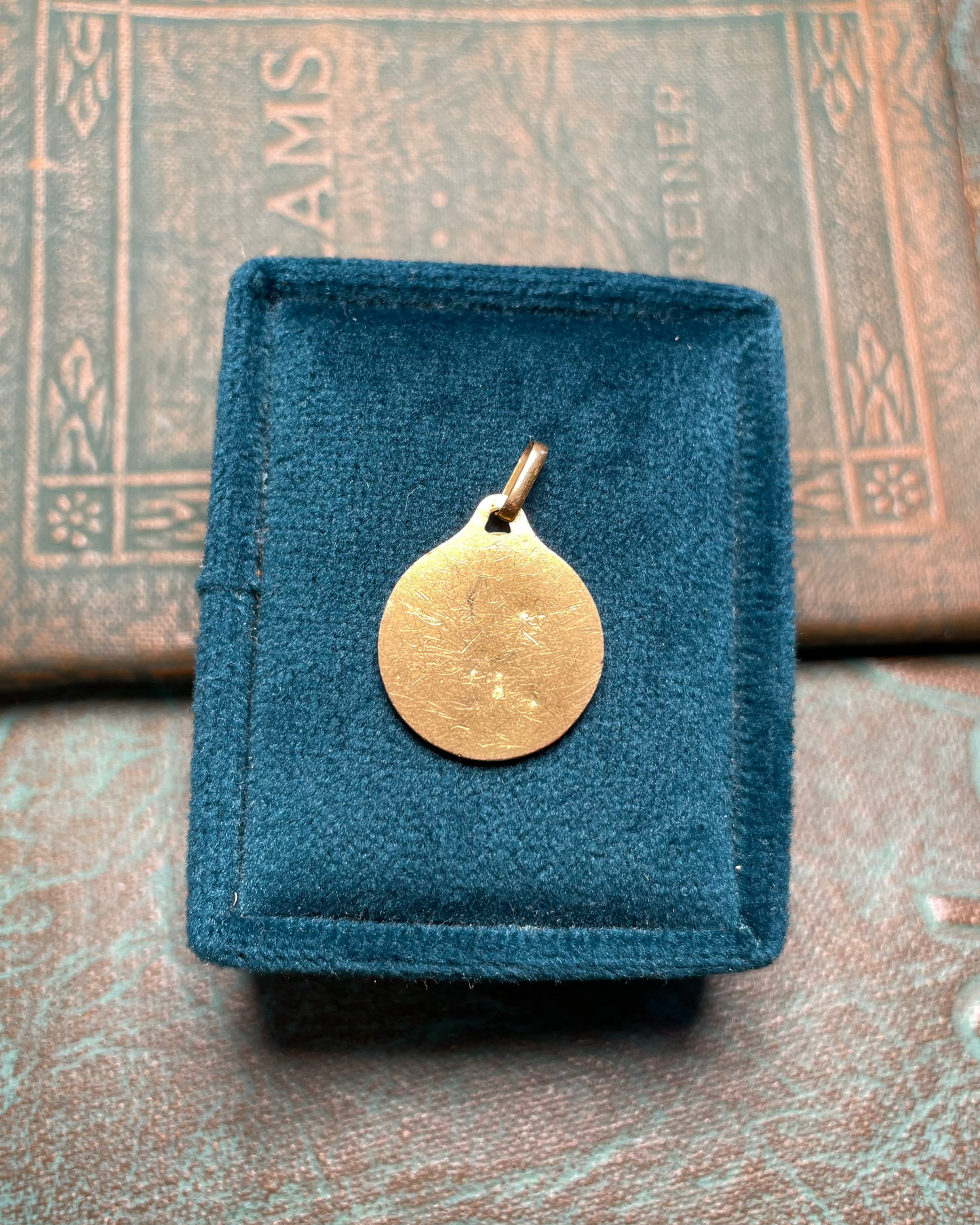Mini Mary Medal - 18k