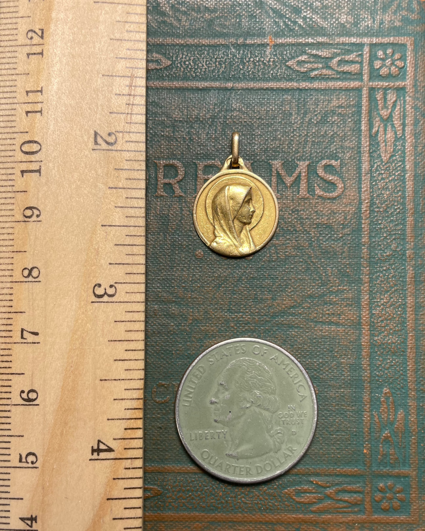 Mini Mary Medal - 18k