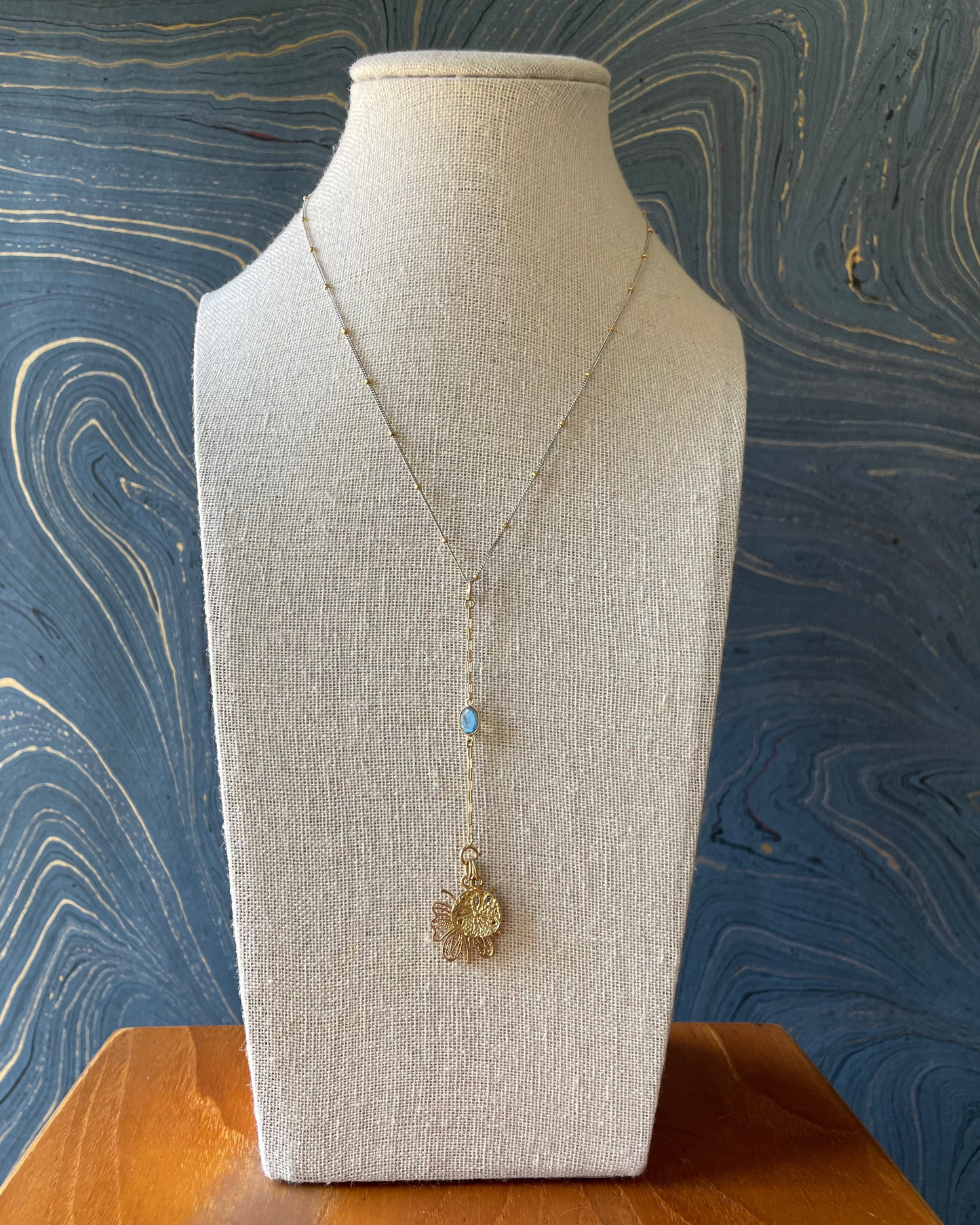 Oval Gem Stringy - 14k