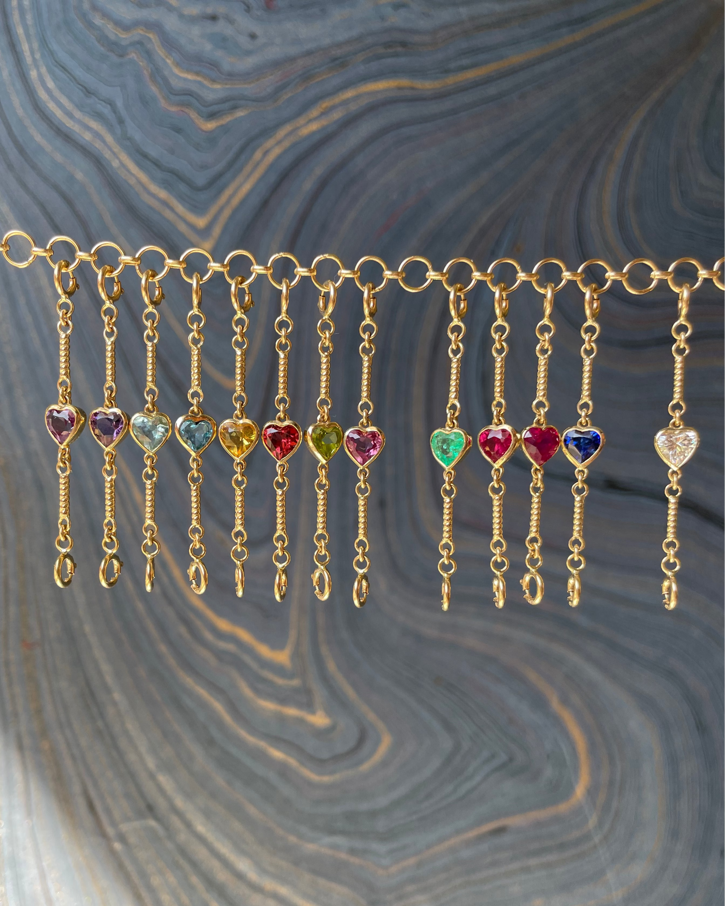 Twisted Heart Stringy - 14k