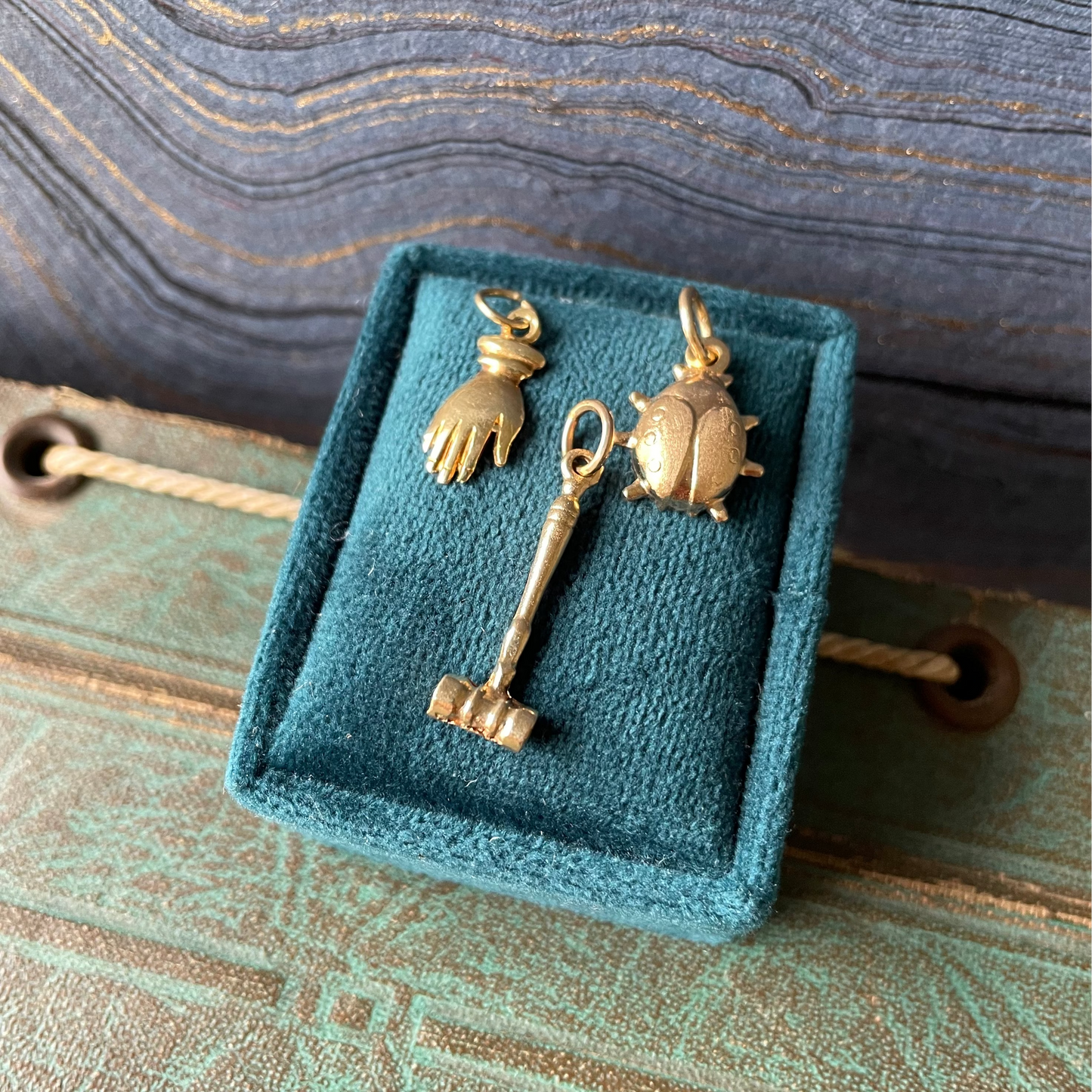 Another Charm Mix - 12k to 13k