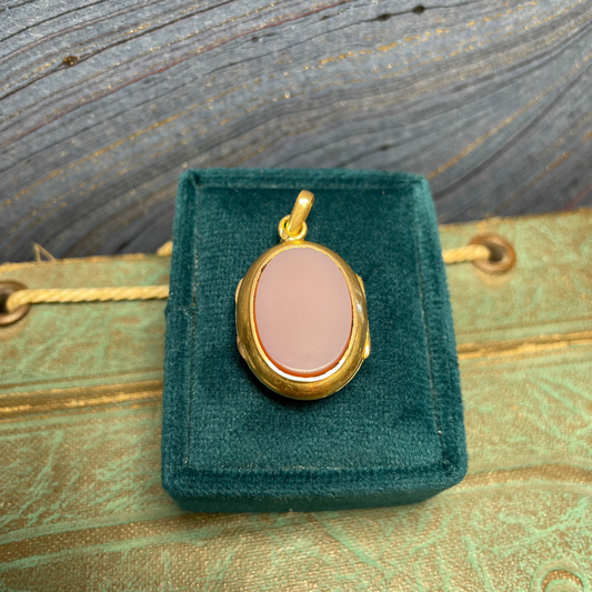 Agate Locket - 18k