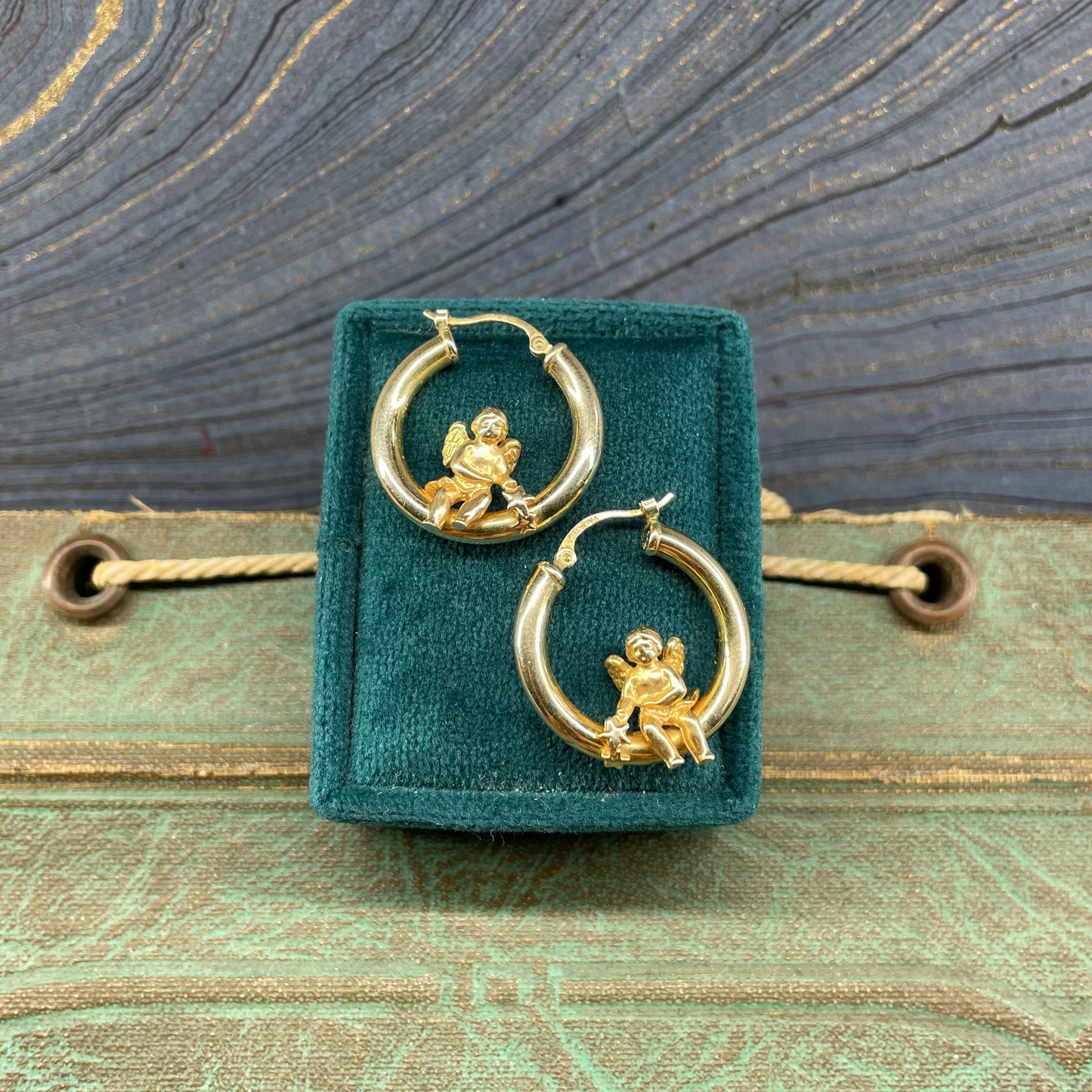 Angels with Stars Hoops - 14k