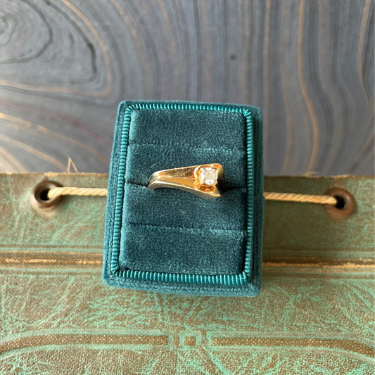 What’s Your Angle Ring - 14k