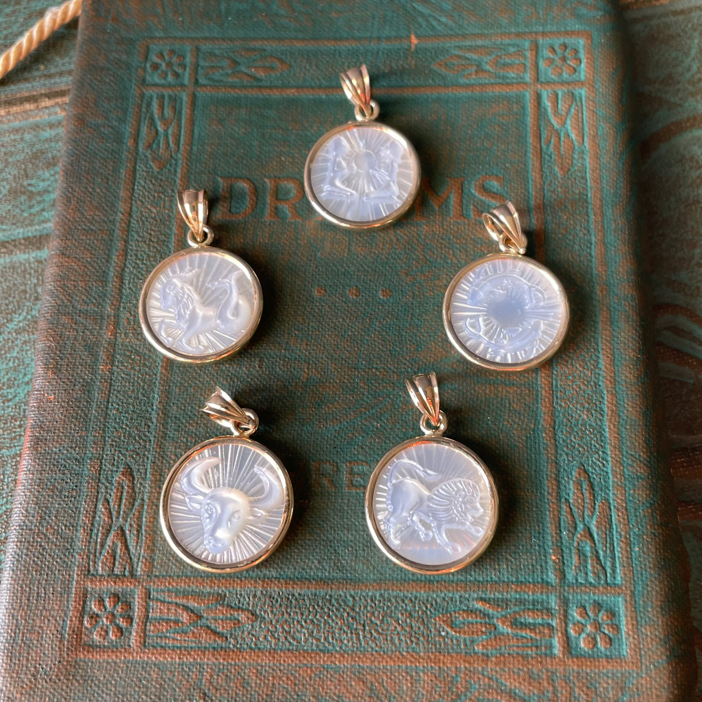 What’s Your Sign Charms - 14k