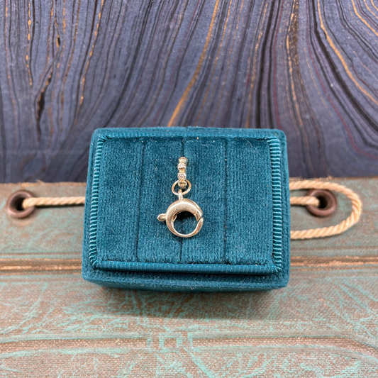 O Clasp Diamond Dot - 14k
