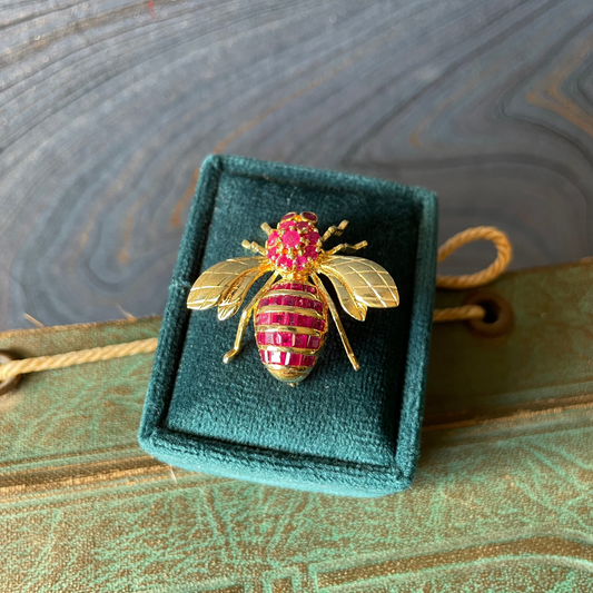 Bee Pin / Pendant - 14k