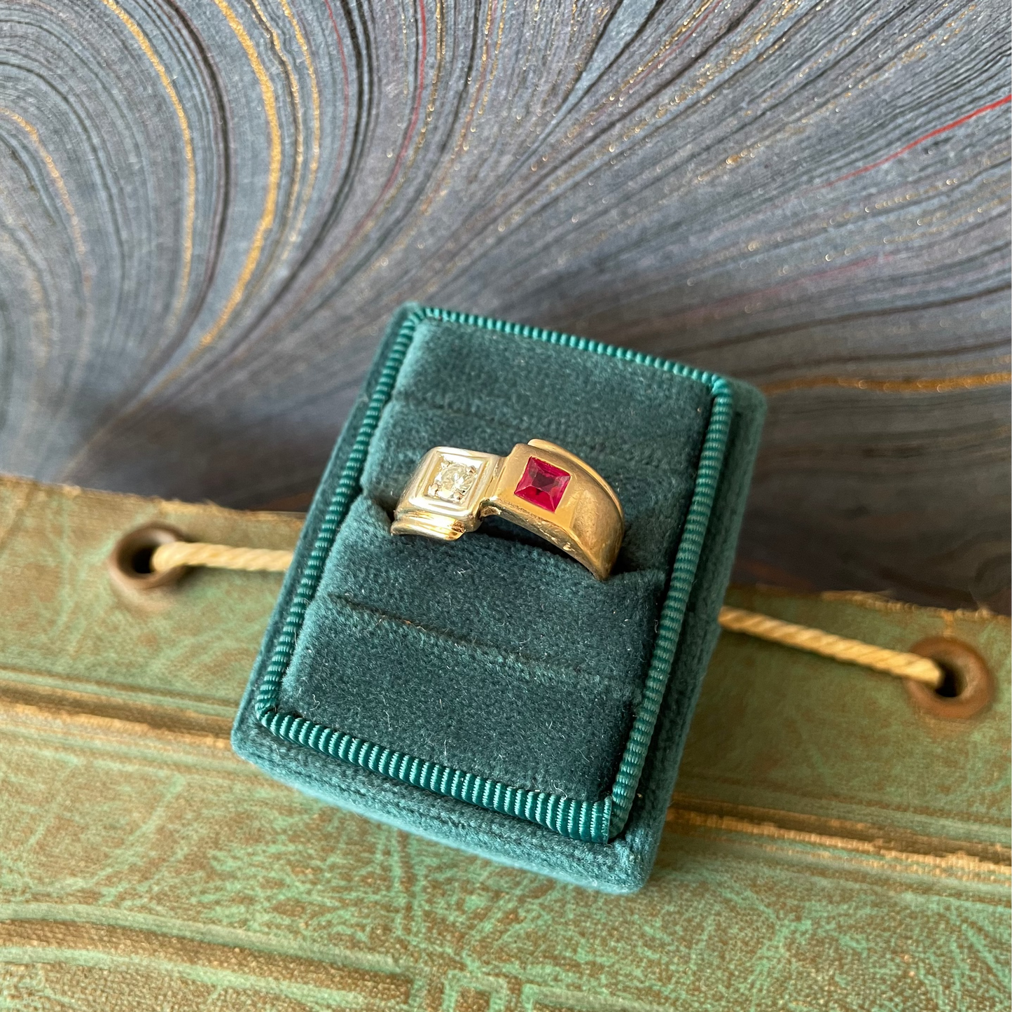 Retro Bypass Ring - 14k