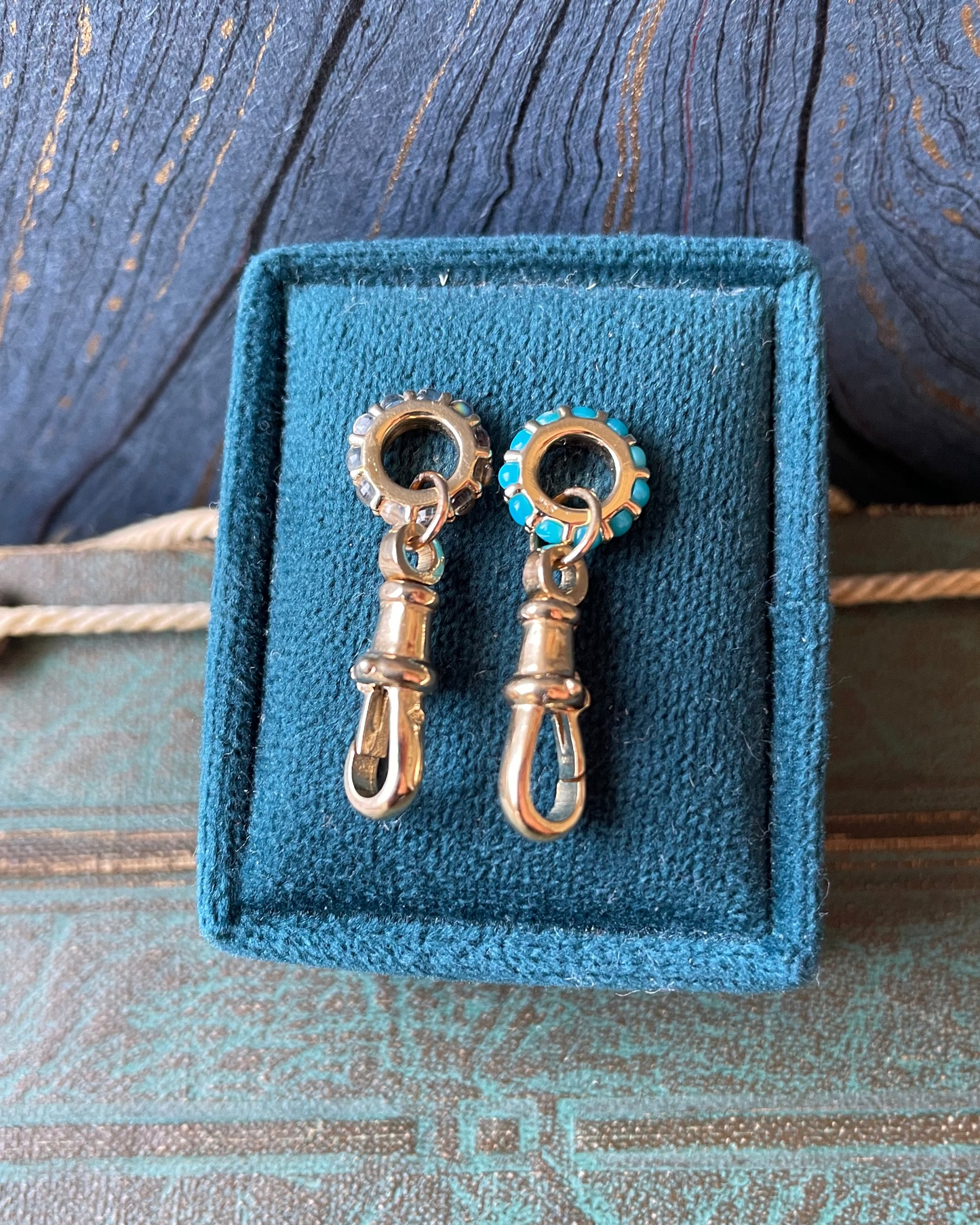 Cab Dog Clasp Charm - 14k
