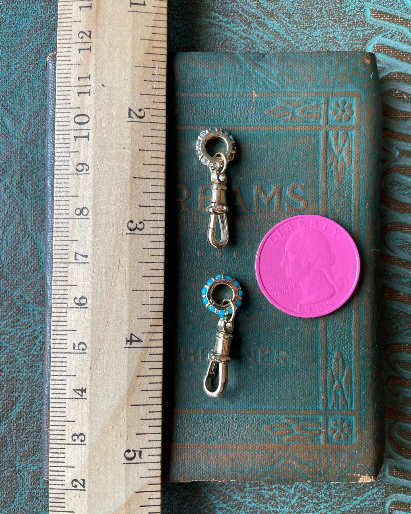 Cab Dog Clasp Charm - 14k