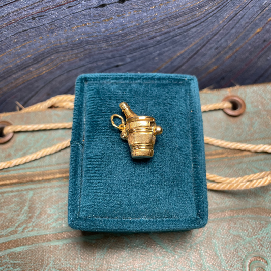 Champagne on Ice Charm - 18k