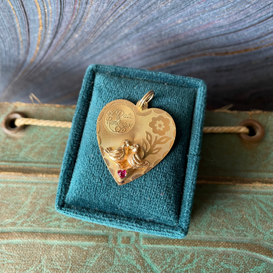 Date to Remember Lovebirds - 14k