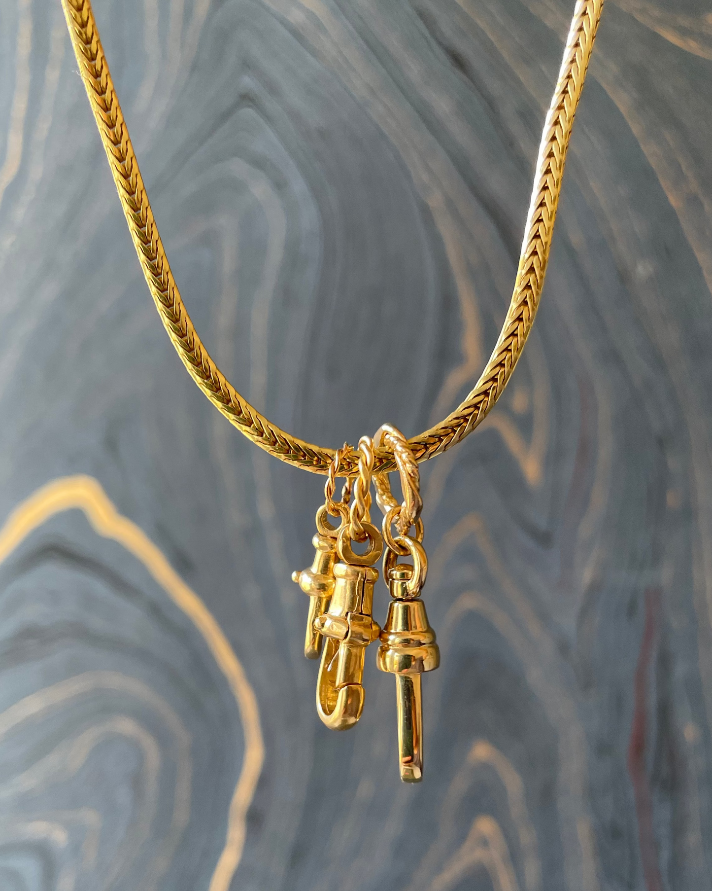 Dog Clip with a Twist Clasp Charm - 14k