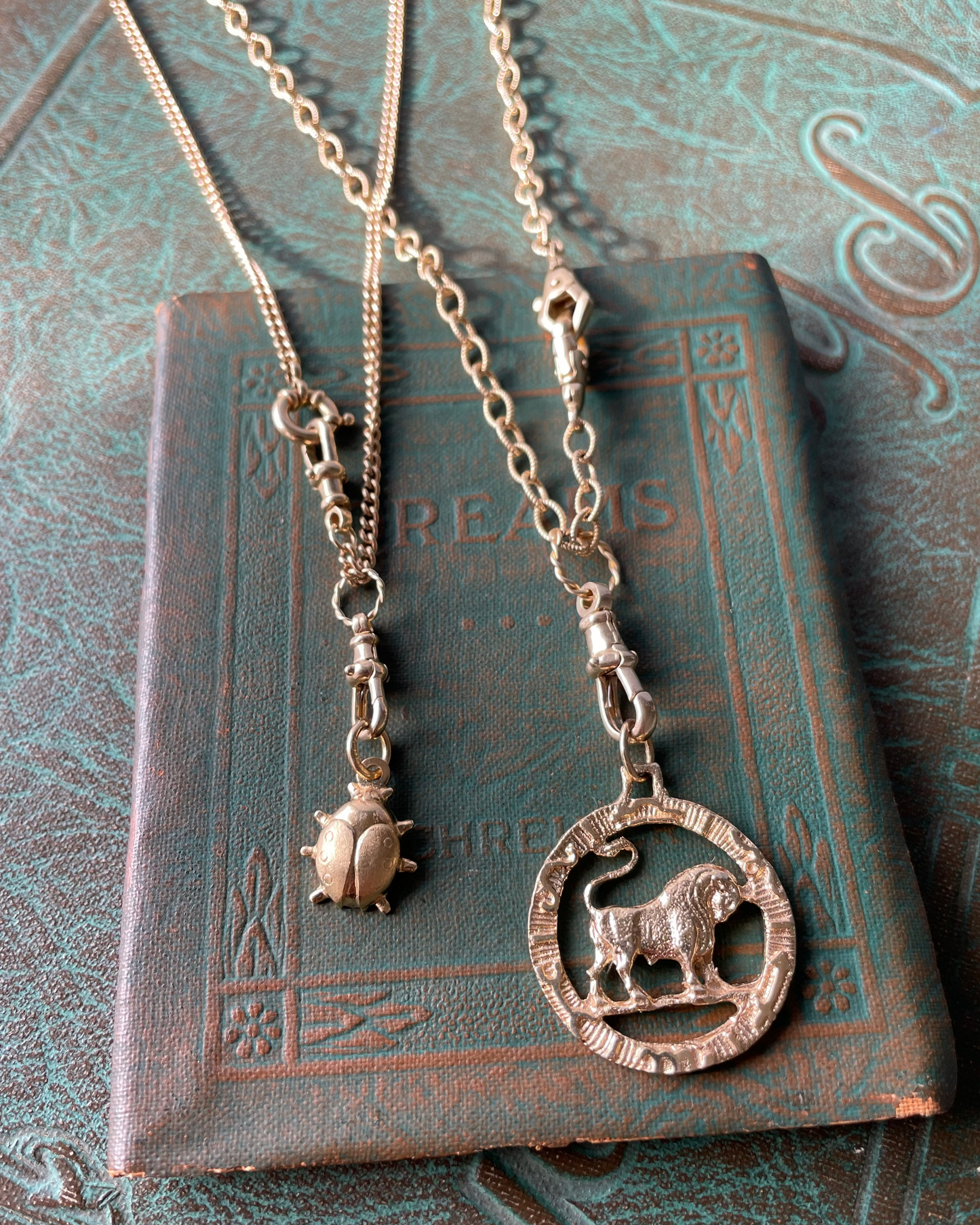 Dog Clip with a Twist Clasp Charm - 14k