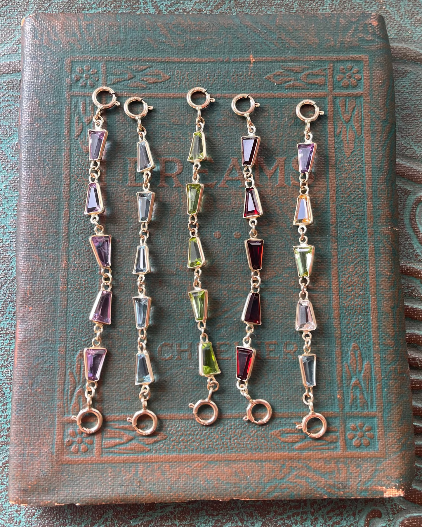 Gem Trap Stringy - 14k