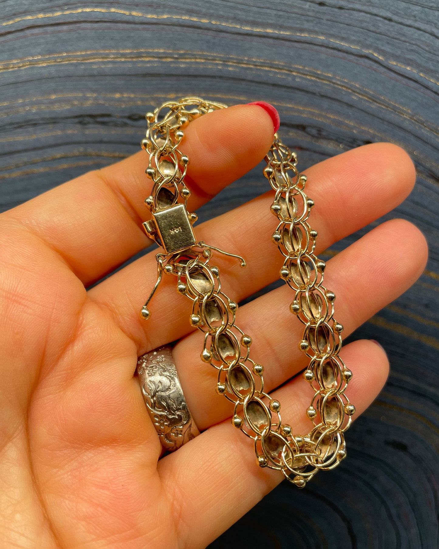 Heart’s Orbit Bracelet - 13k