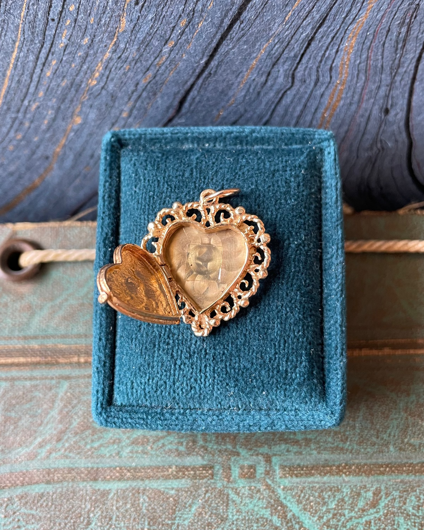 Lace Heart Locket - 14k