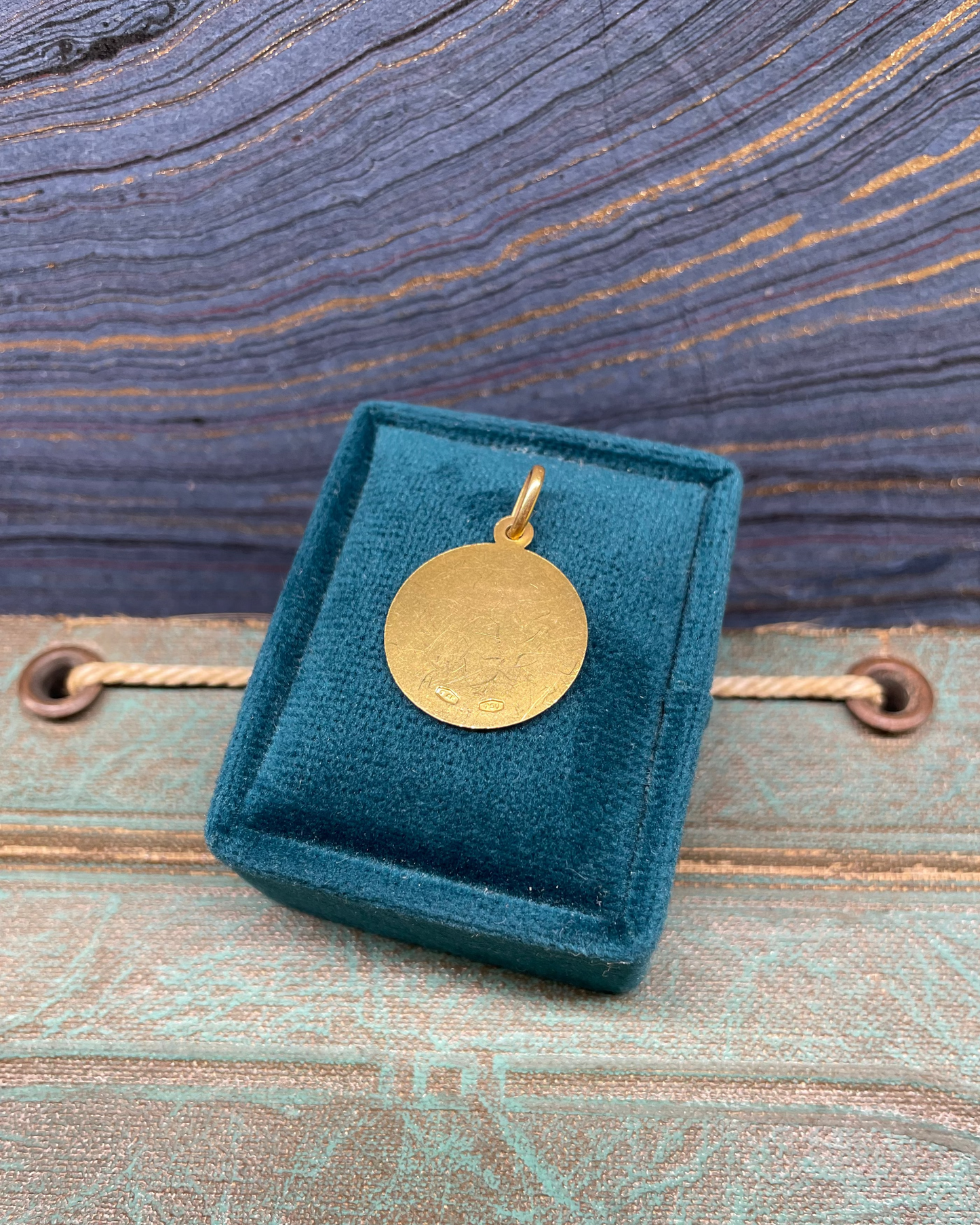 Madonna & Child Charm - 18k