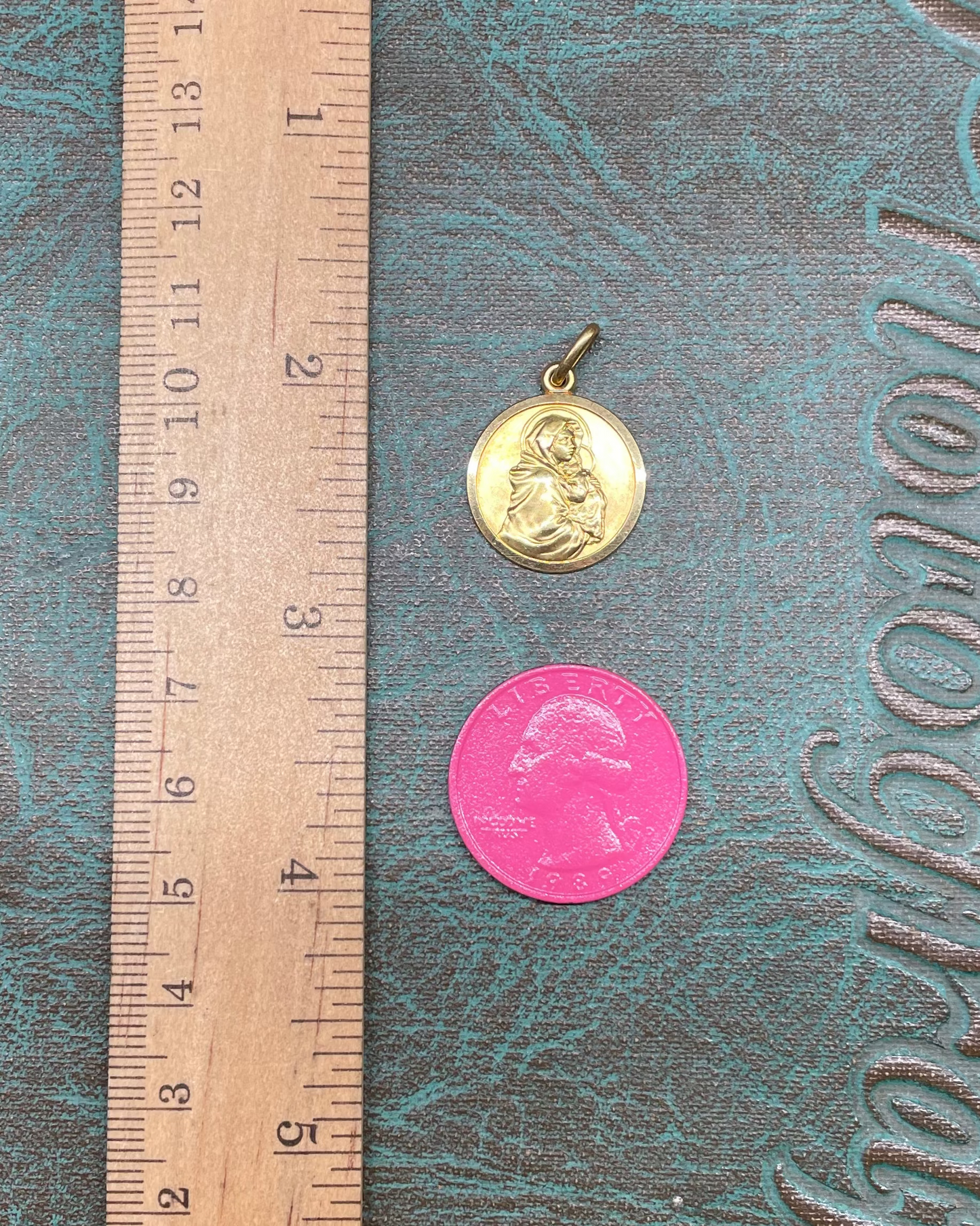 Madonna & Child Charm - 18k
