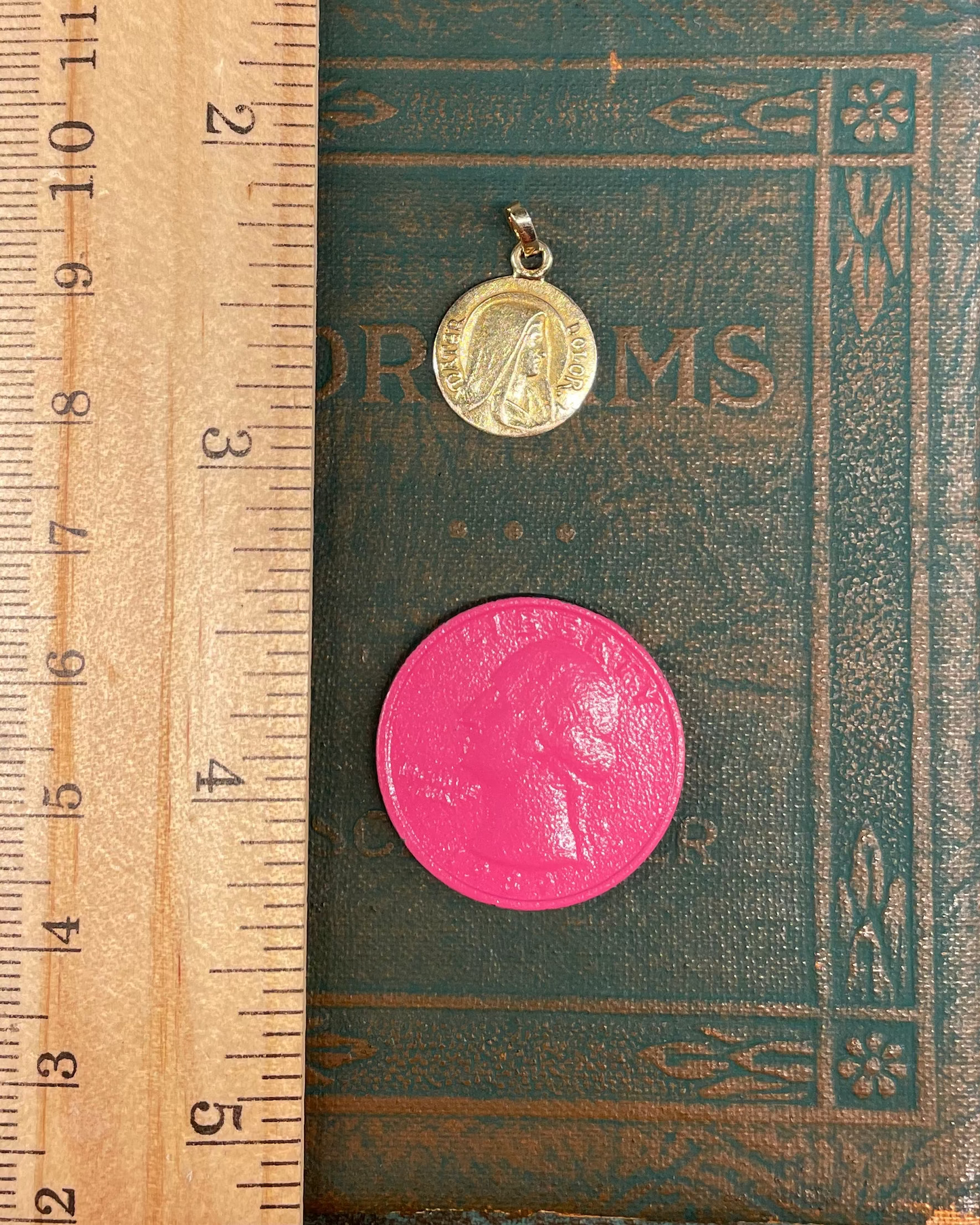 Mater Dolor Sacred Heart Medal - 11k
