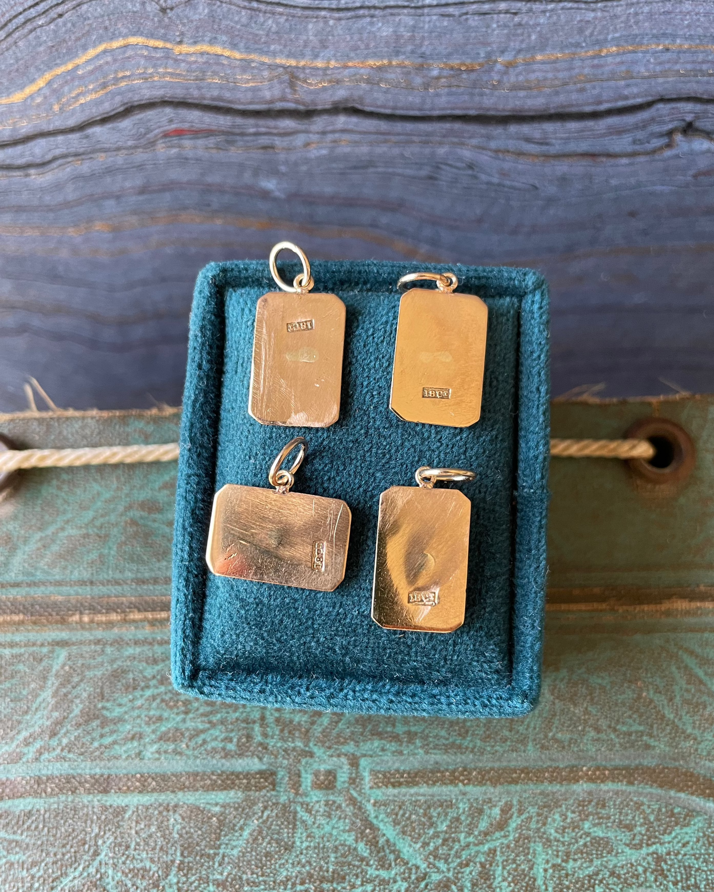 Rectangular Ray Cufflink Charms - 16k