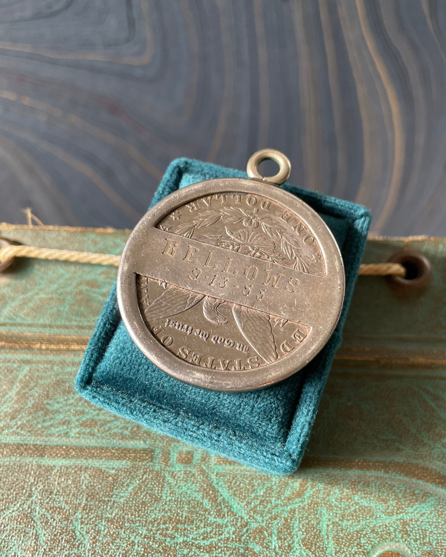 Morgan Framed Pendant - Silver