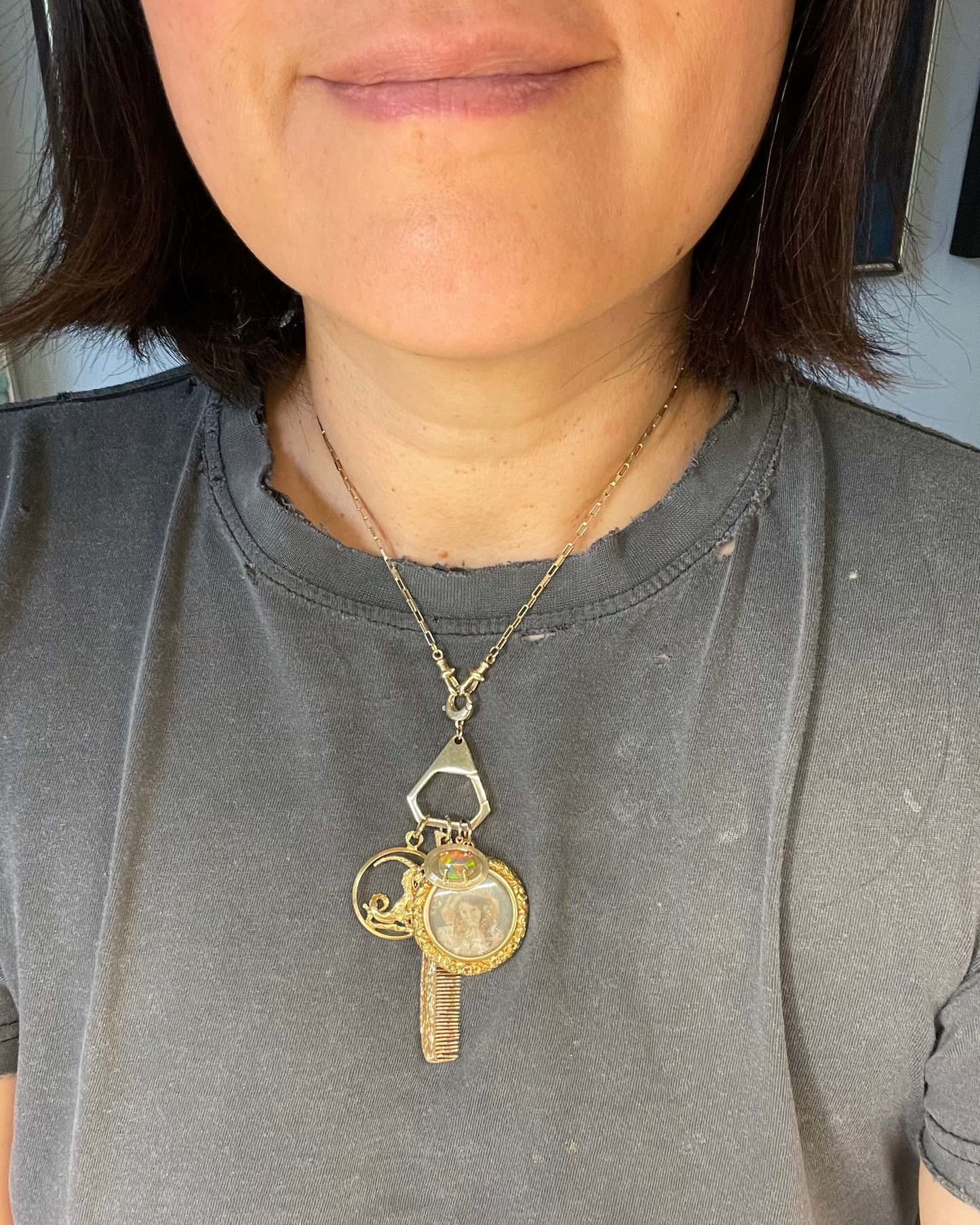 O Penta Clasp Charm - 14k