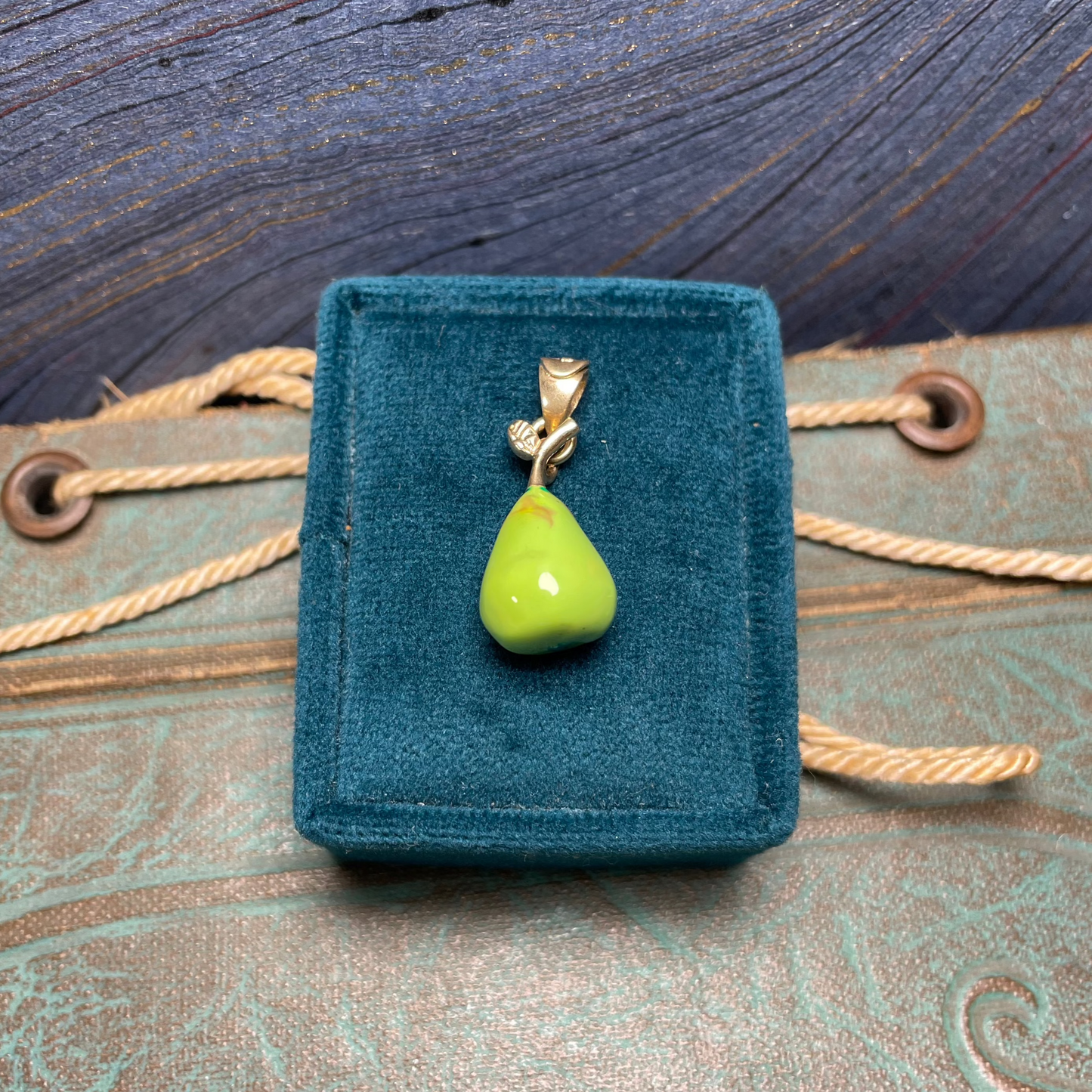 A Pear Apparently Charm - 14k