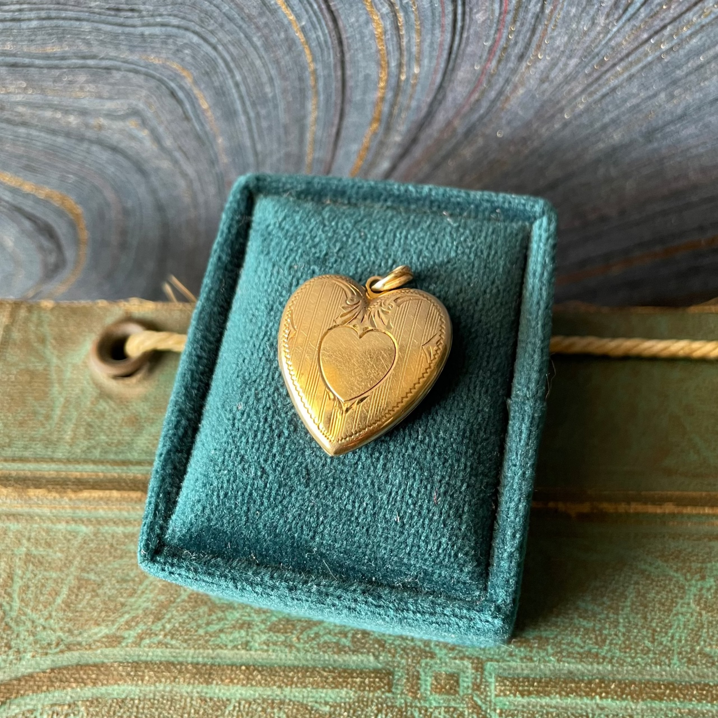 Puffy Heart Locket - 13k