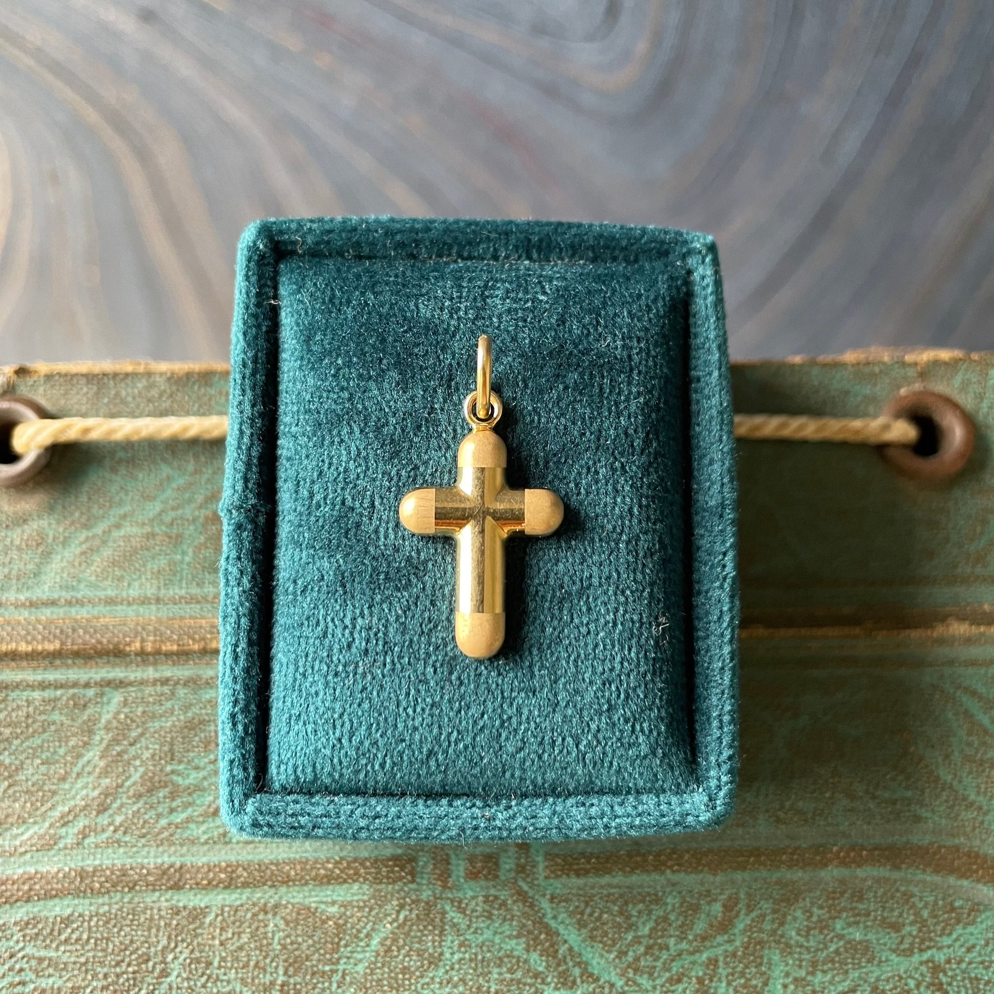 18k yellow gold puffy cross with matte 