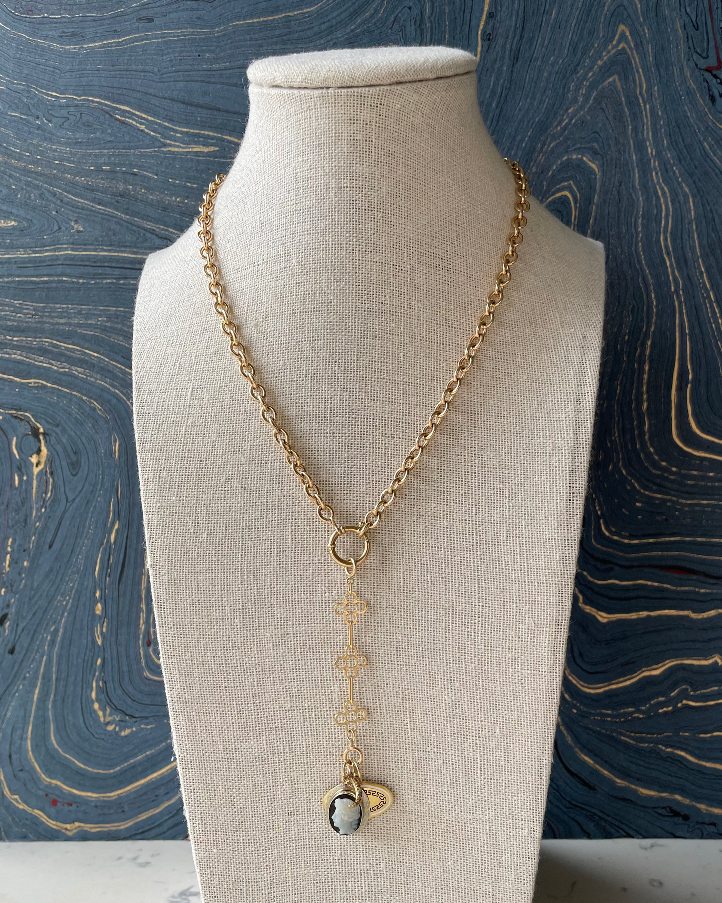 Quatrefoil Stringy - 14k