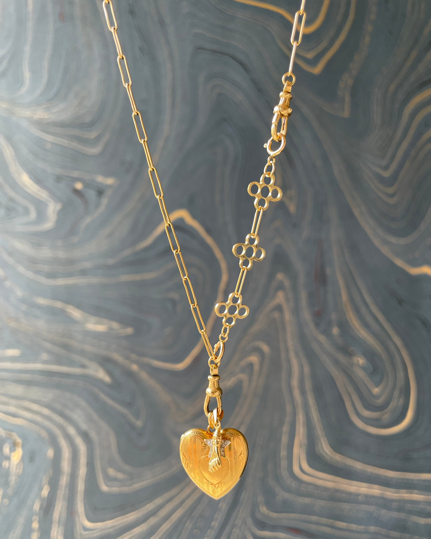 Quatrefoil Stringy - 14k