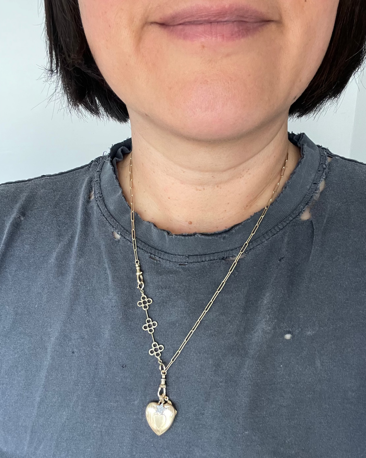 Quatrefoil Stringy - 14k