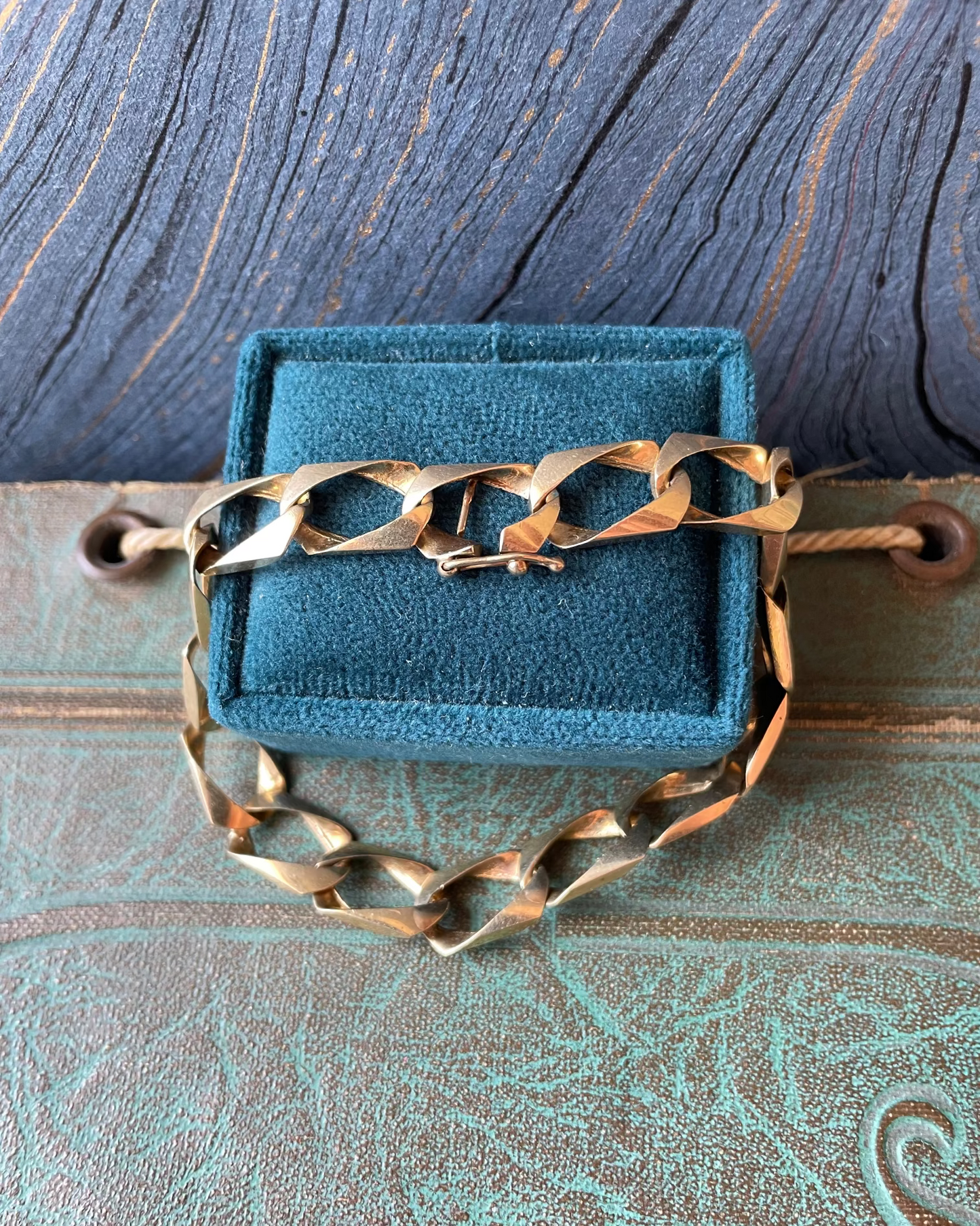 Ribbon Curb Bracelet - 9k