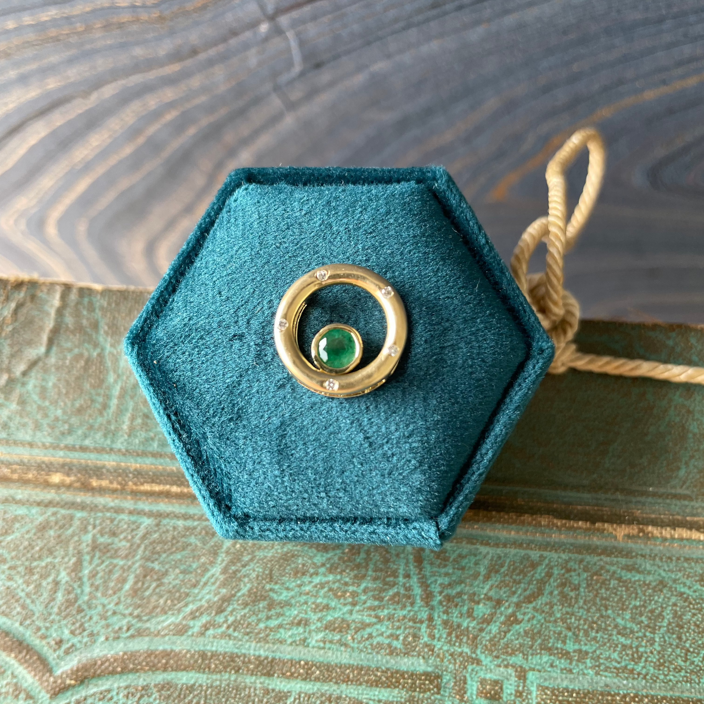 “Emerald” Shaker Pendant - 14k