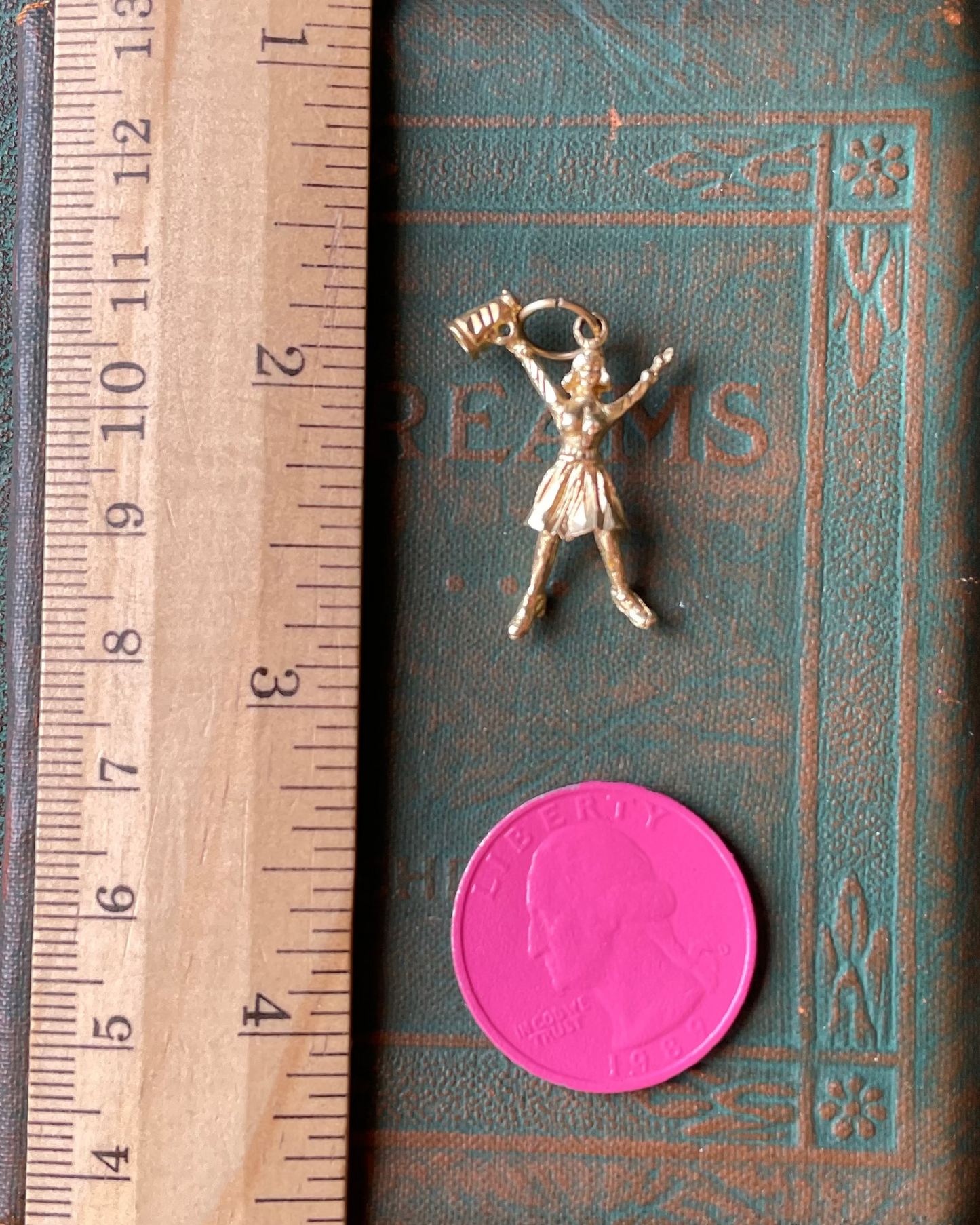 Shout it Out, Girl Charm - 14k