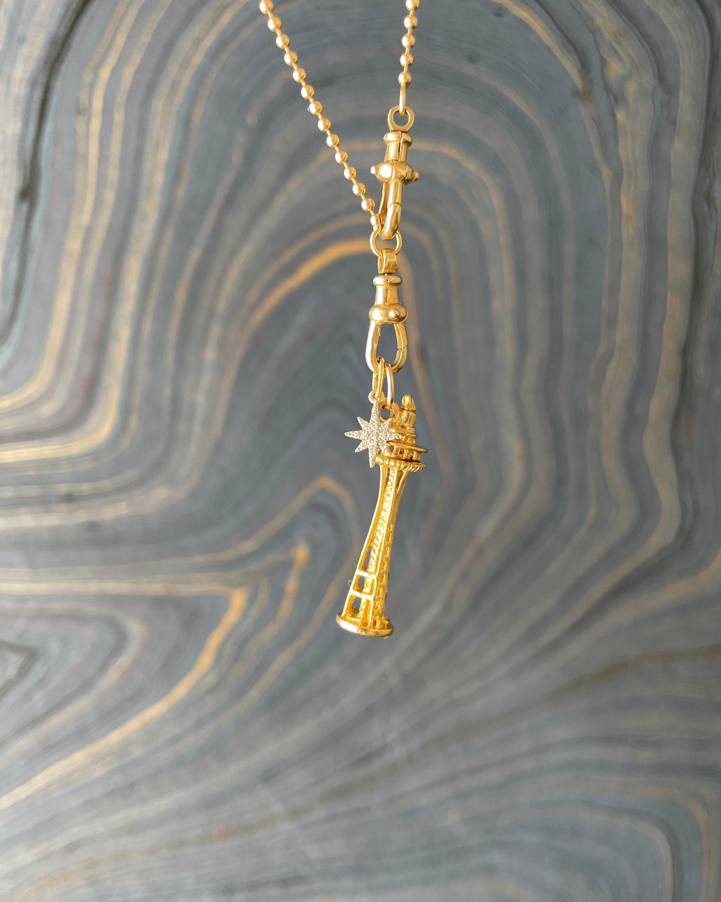 Seattle Space Needle Charm - 13k