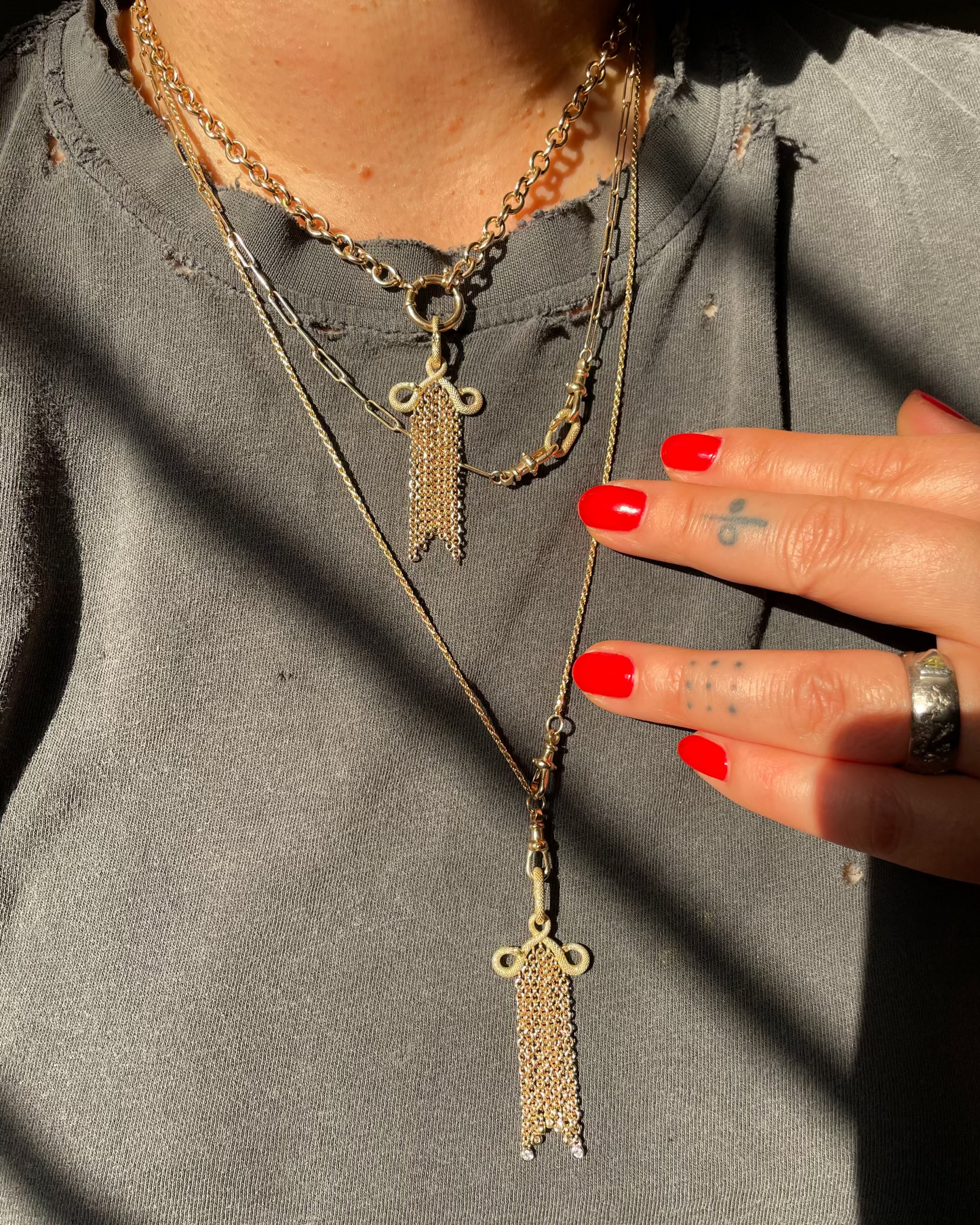 Sssnake Tasssel - 14k
