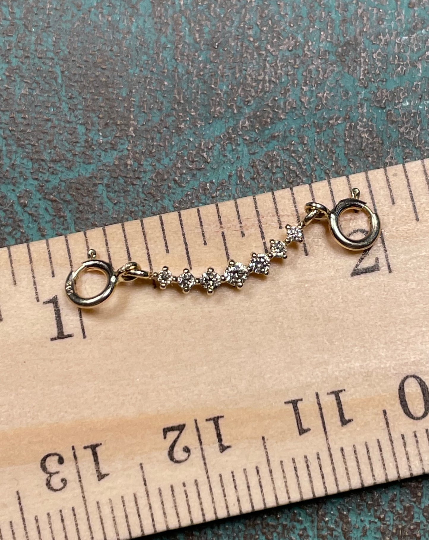 Thingy Diamond Crescent Small - 14k