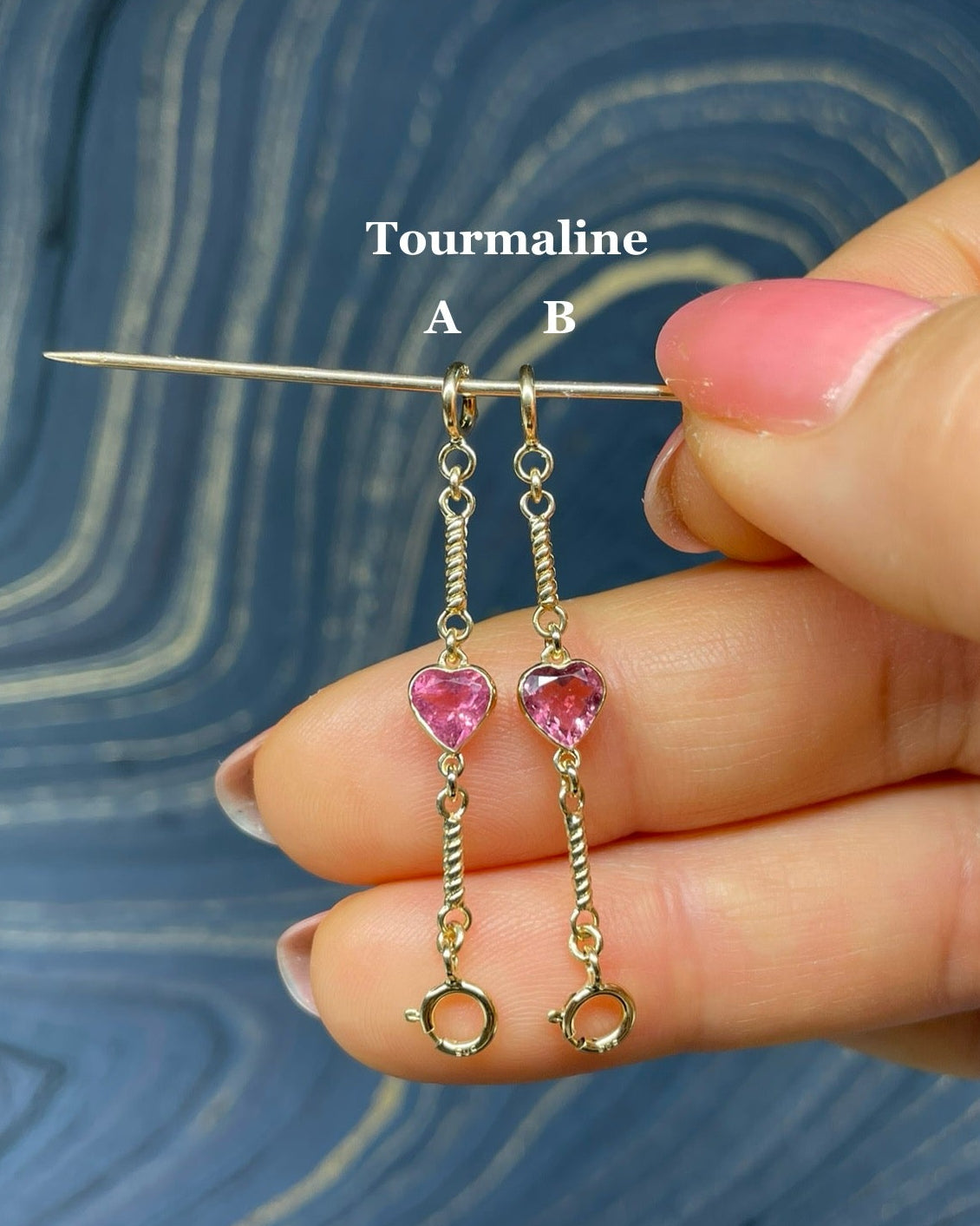 Twisted Heart Stringy - 14k