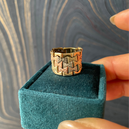 Tricolor Bow Tie Link Ring - 14k