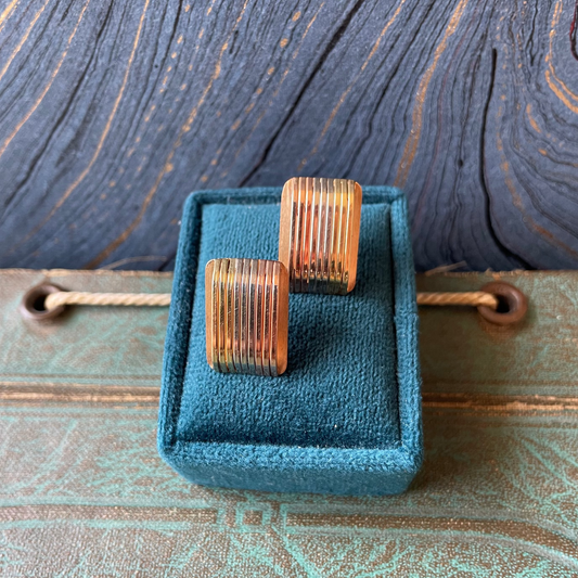 Tritone Ribbed Earrings - 14k