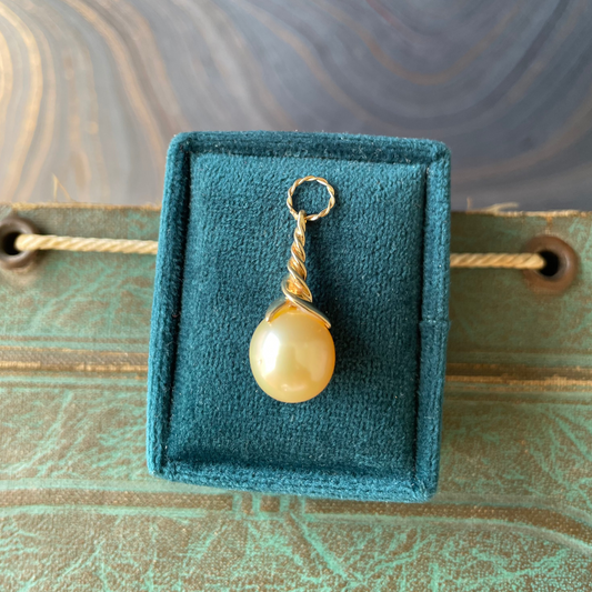 Twisty Pearl Pendant - 14k