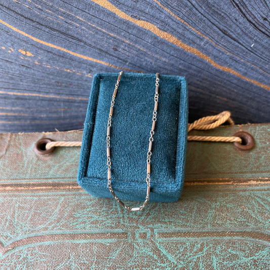 White Mini Bar Chain - 11k